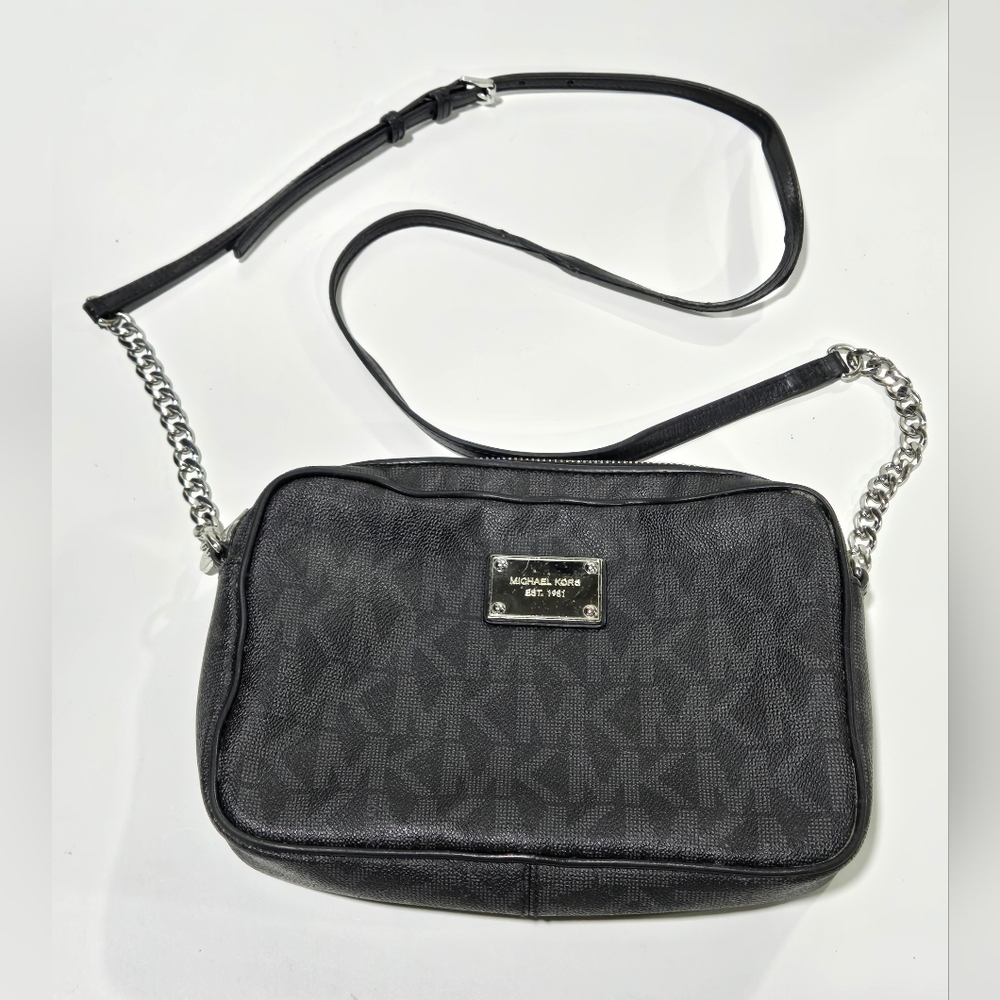 Michael Kors Crossbody Monogram Signature Jet Set Purse Bag Black/Gray Square.